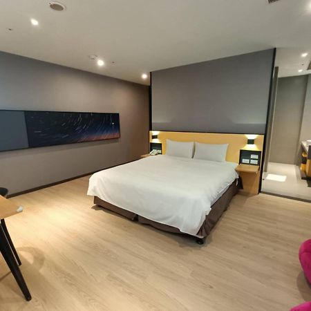 Hotel Walker-Taoyuan Esterno foto