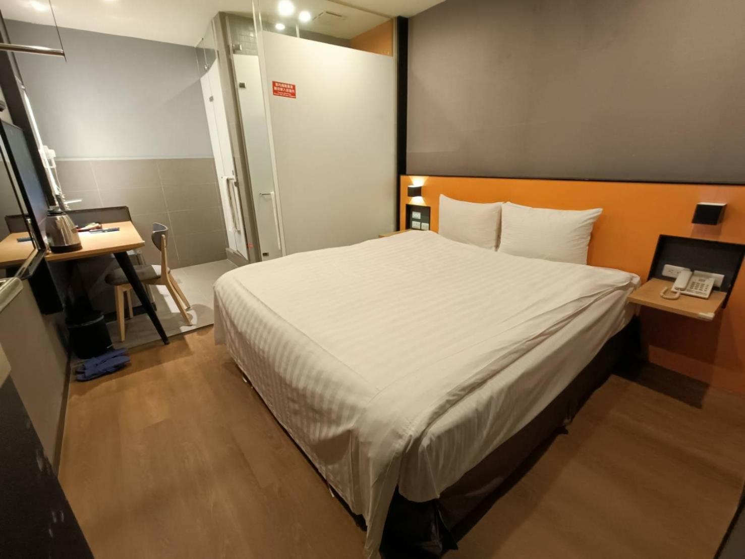 Hotel Walker-Taoyuan Esterno foto