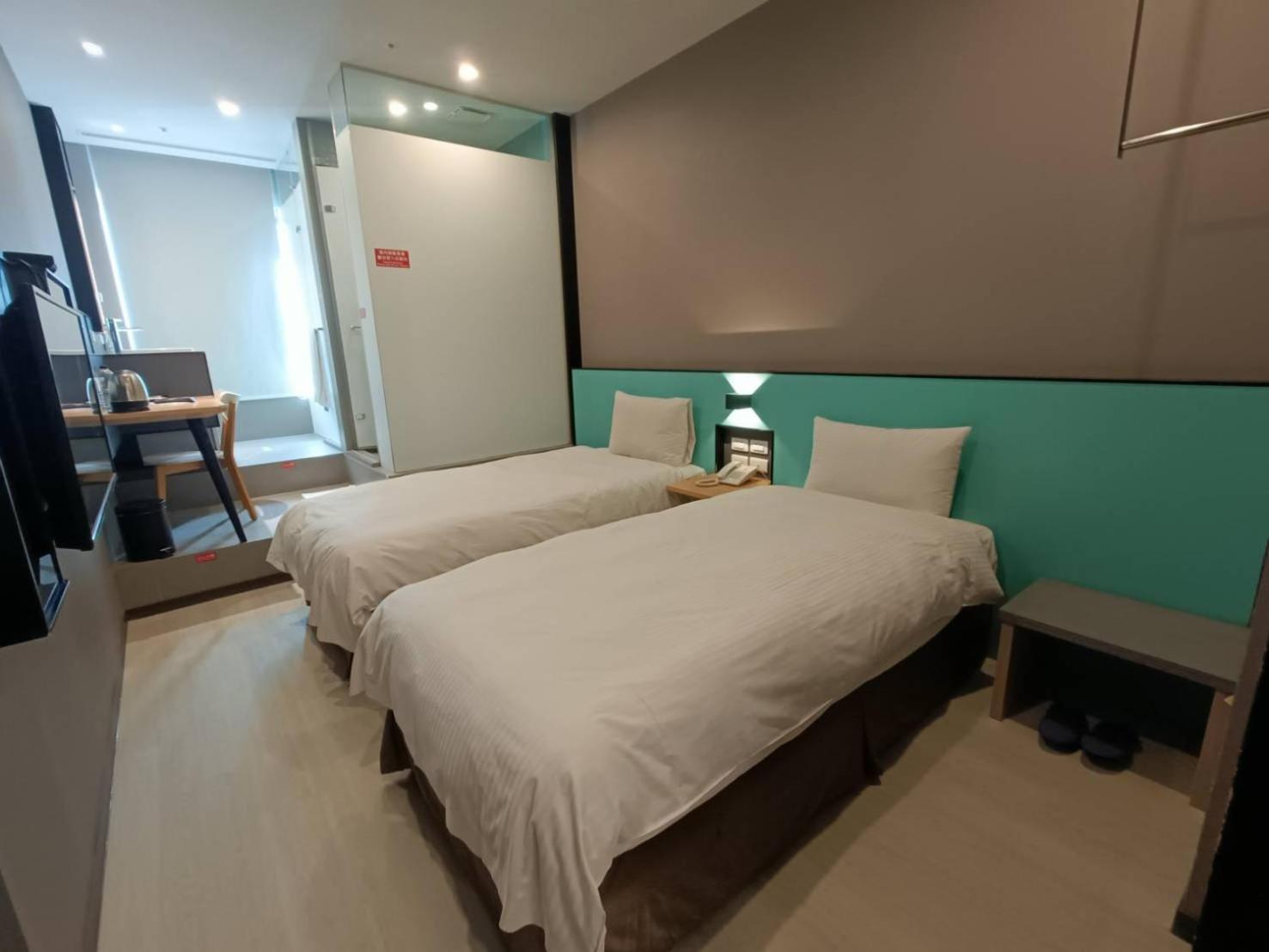 Hotel Walker-Taoyuan Esterno foto