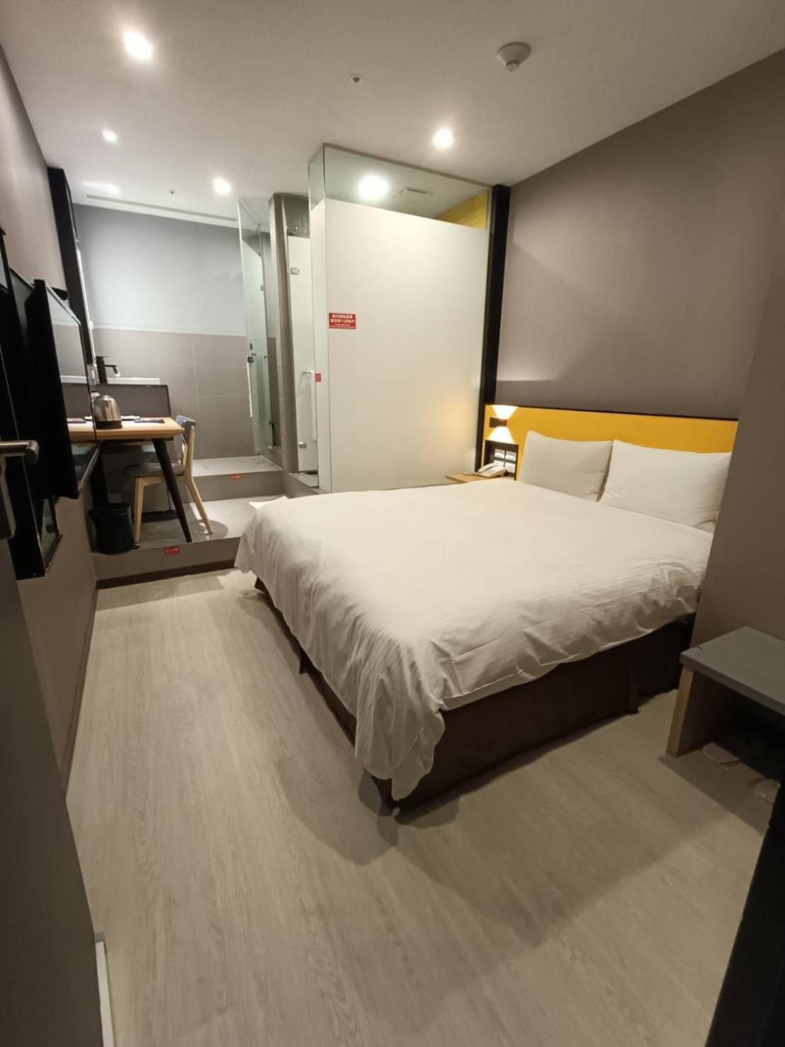 Hotel Walker-Taoyuan Esterno foto